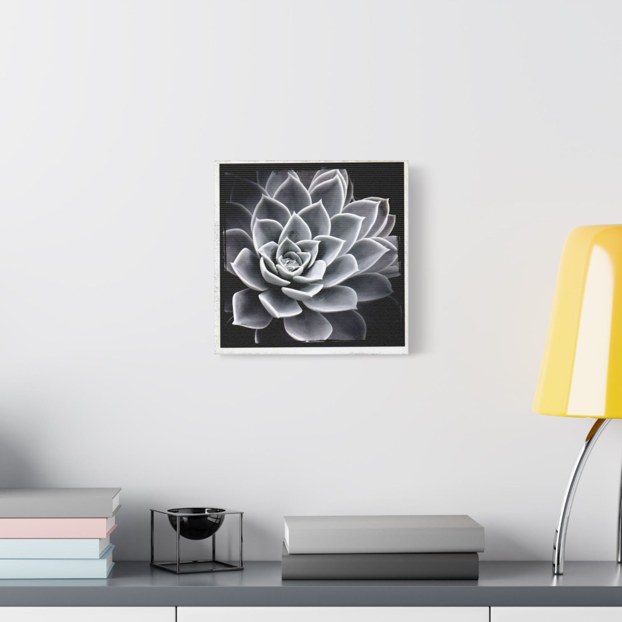 Succa Satin Canvas, Stretched