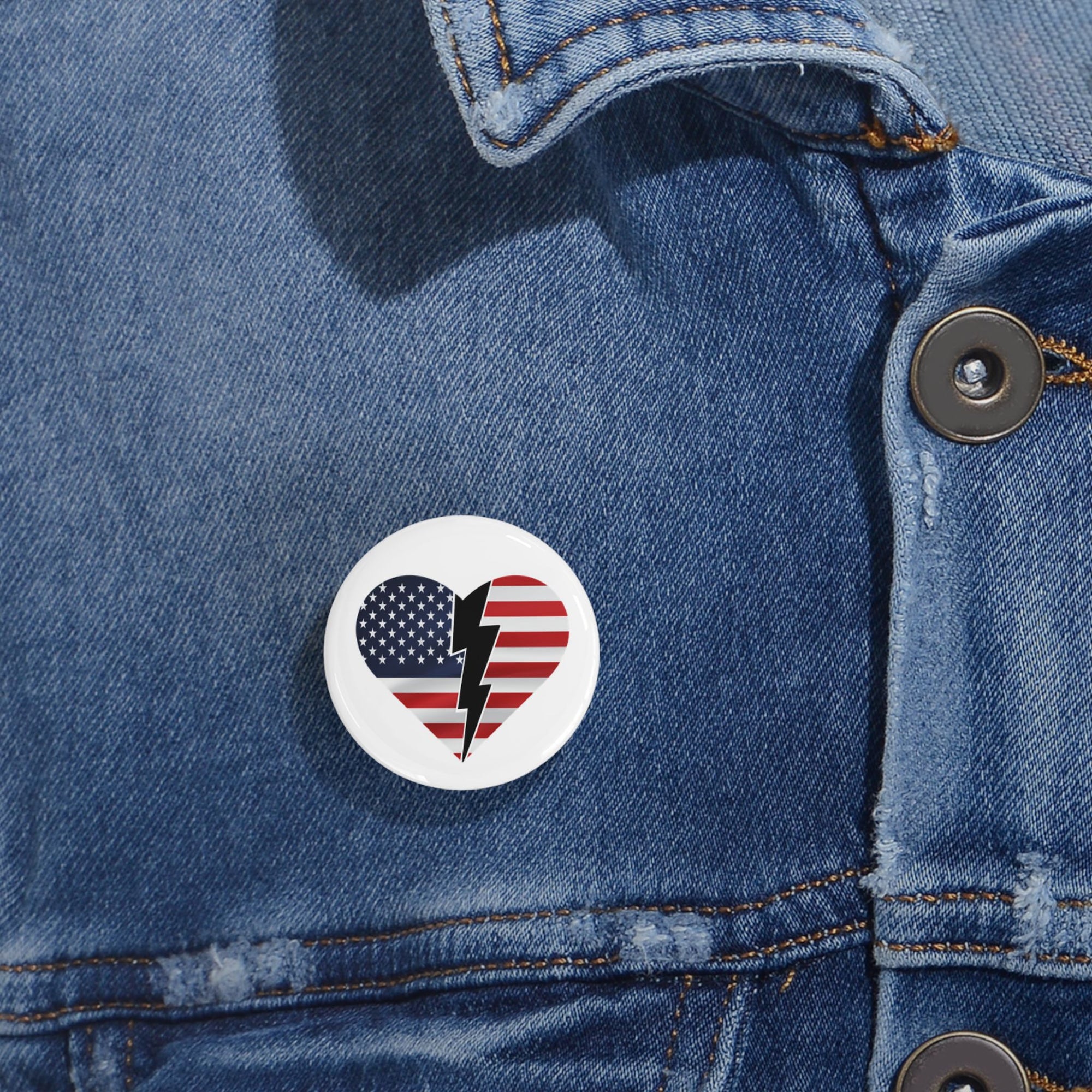 Patriotic Heart Lightning Bolt Round Pins - Perfect for American Holidays & Events