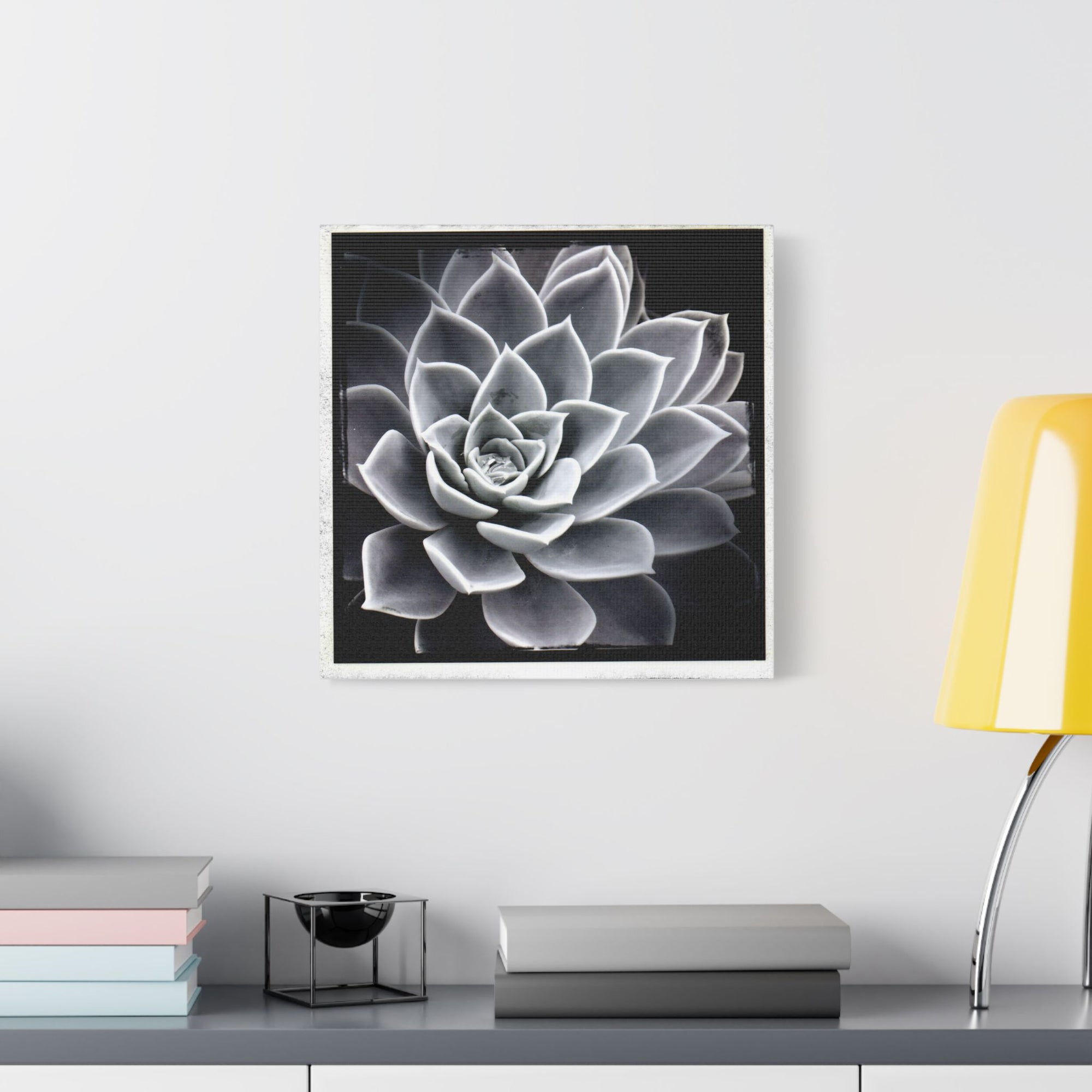 Succa Satin Canvas, Stretched