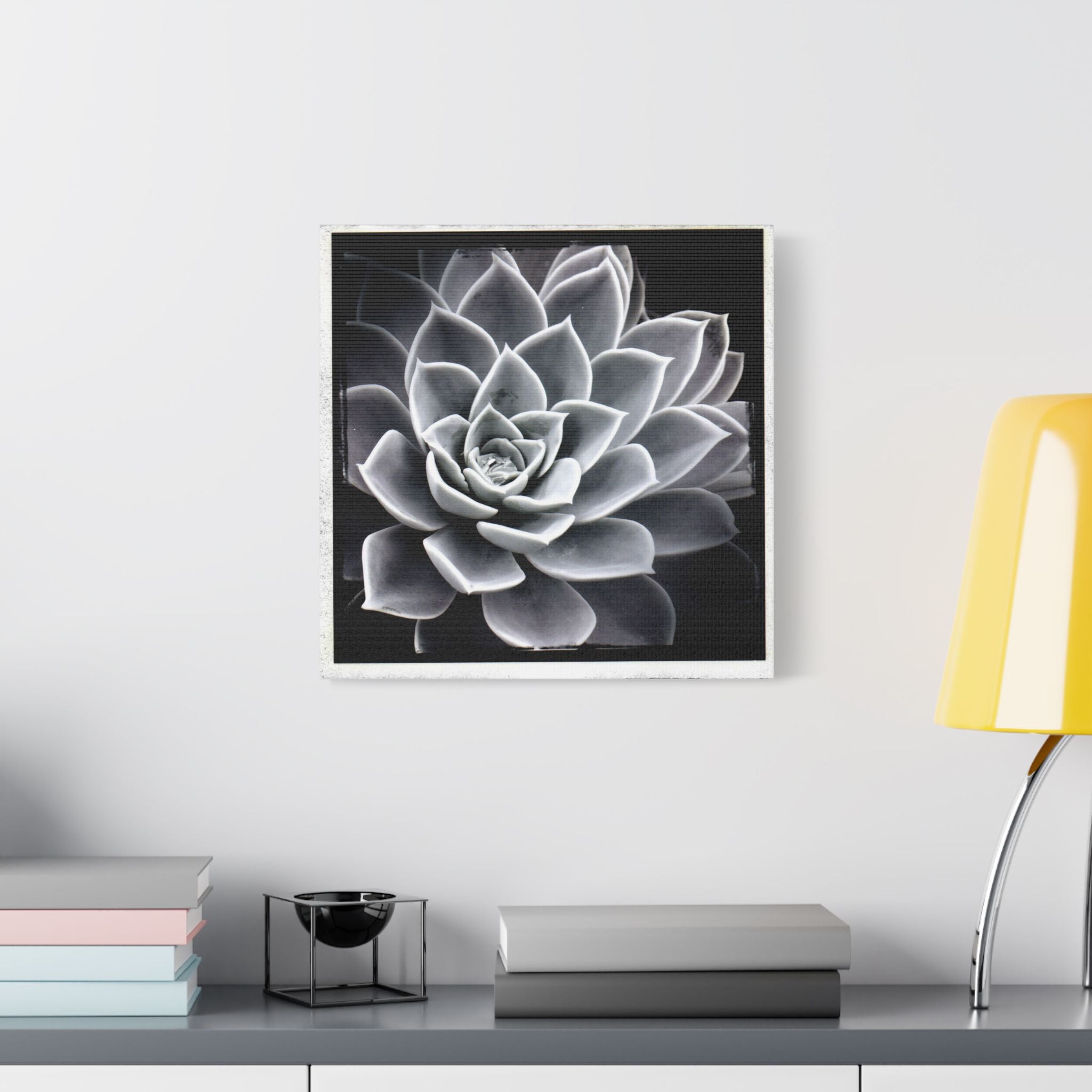 Succa Satin Canvas, Stretched
